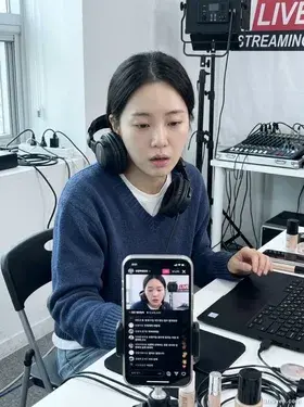 Bị Sa Thải Giữa Livestream, Một Năm Sau Tôi Khiến Cả Công Ty Phá Sản