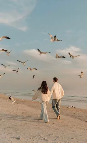 Bước Tiếp Dưới Ánh Nắng Rực Rỡ