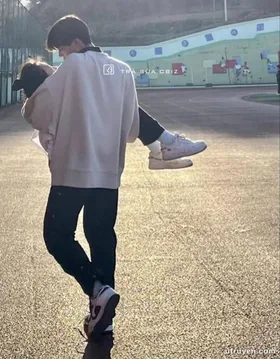 Lỡ Tay Nhặt Được Bá Vương