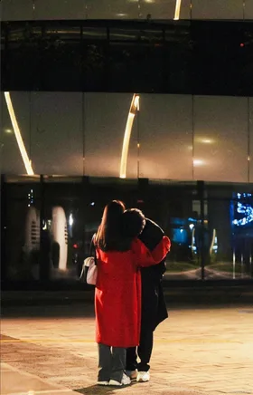 Năm Năm Bên Nhau Hoá Người Dưng