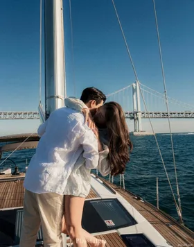 Ngày Con Trai Mất, Chồng Bên Nhân Tình