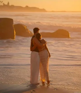 Oán Trách Lòng Người Lạnh Giá