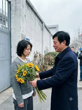 Sáu Gậy Đổi Một Đời