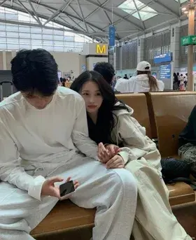 Sau Khi Thân Phận Thiên Kim Giả Bại Lộ, Tôi Phát Hiện Anh Trai Thích Tôi