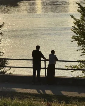 Sau Ly Hôn, Anh Ta Mới Biết Lương Tôi 8 Vạn