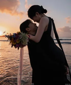 SAU LY HÔN CHÚNG TÔI GẶP LẠI NHAU