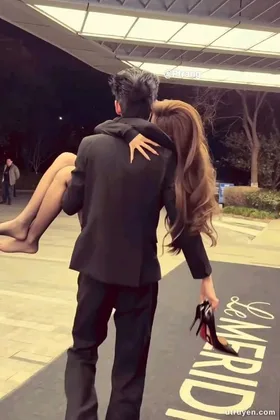 Sau Một Đêm, Tôi Bỏ Trốn Cùng Con Của Kẻ Thù Không Đội Trời Chung