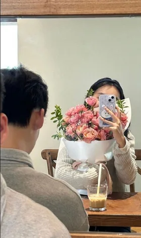 SẾP KHÔNG CHỊU LY HÔN