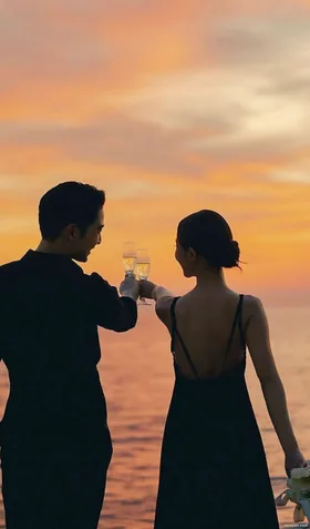 Tên Chú Rể Trong Hôn Lễ Không Phải Anh