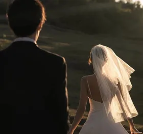 TIỀN ĐI TRƯỚC TÌNH FUll