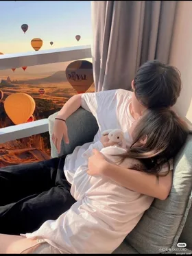 Tình Yêu Kéo Dài Theo Năm Tháng