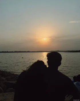 Tình Yêu Mài Mòn Theo Năm Tháng Full