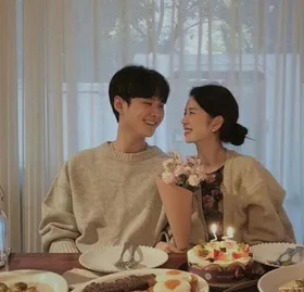 Yêu Cậu Trai Nhỏ Qua Mạng